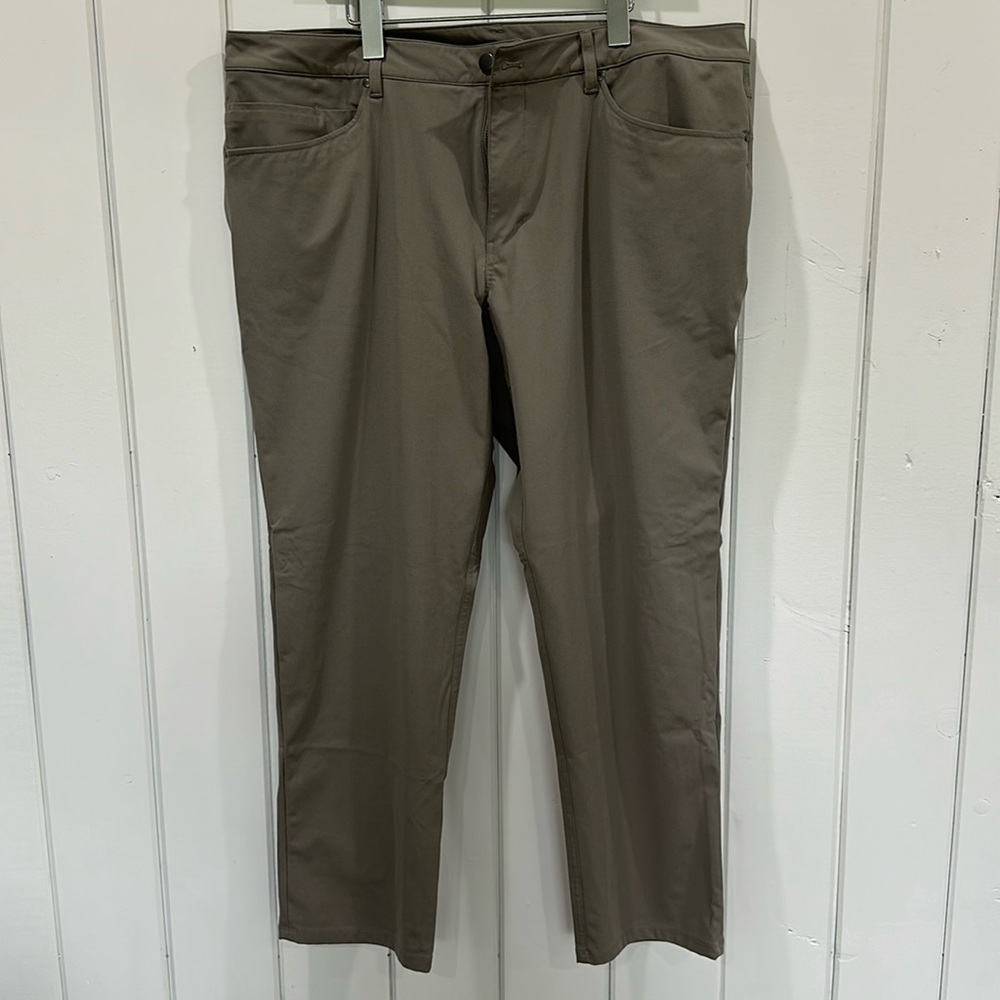 Lululemon Men’s pants